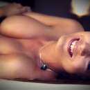Jaw Dropping Hot Lesbian for Female Lover in Lincoln